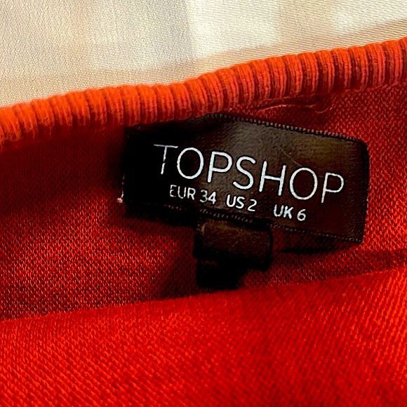 Knit Top Shop Cropped Tank - Picture 3 of 3